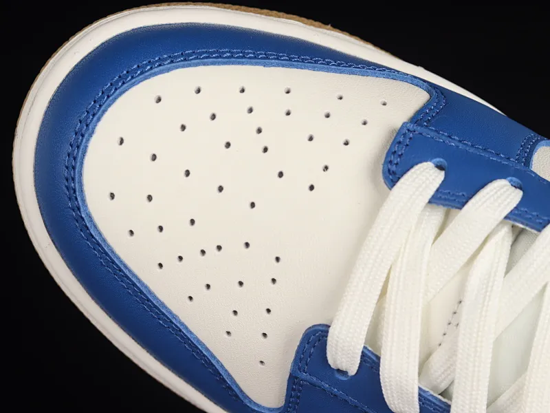 All categories Nk SB Dunk series Nk SB Dunk Low low-top sneakers Nk Dunk Low Raw rubber white and blue color SB low-top sports and leisure sneakers DO7412-200